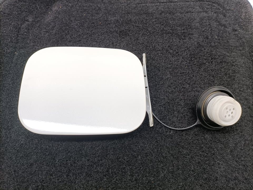 Tapa exterior combustible NISSAN QASHQAI (J11)