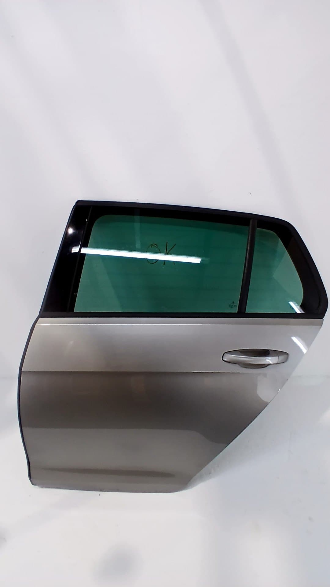 Puerta trasera izquierda VOLKSWAGEN GOLF VII LIM