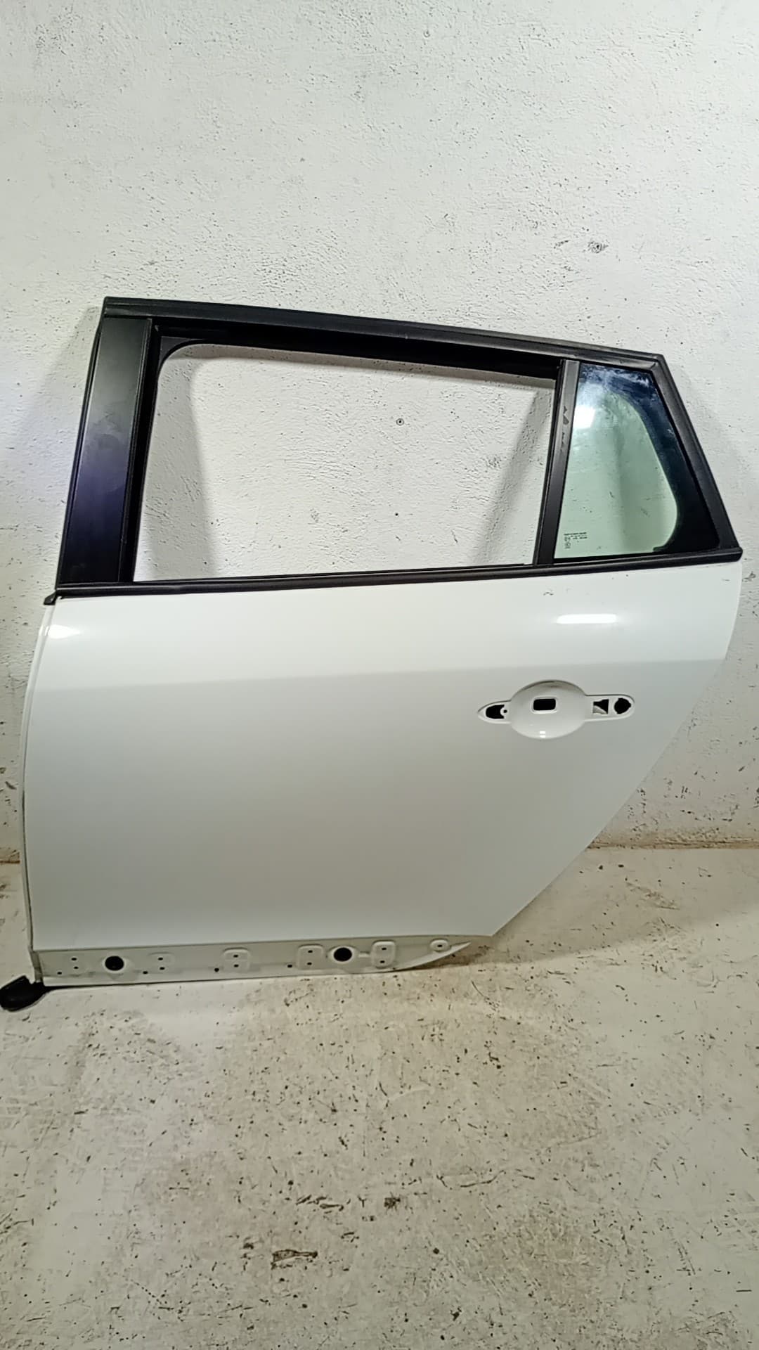 Puerta trasera izquierda RENAULT MEGANE III GRANDTOUR (KZ0/1)