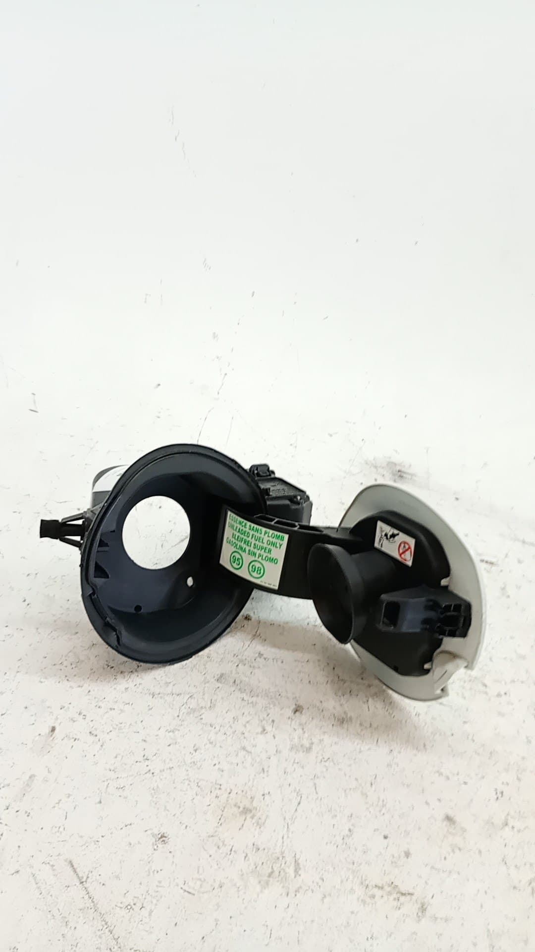 Tapa exterior combustible RENAULT MEGANE III GRANDTOUR (KZ0/1) 3