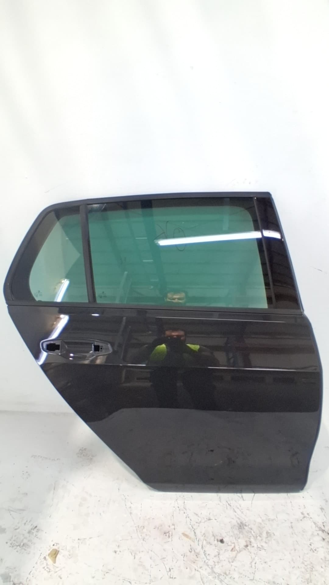 Puerta trasera derecha VOLKSWAGEN GOLF VII LIM