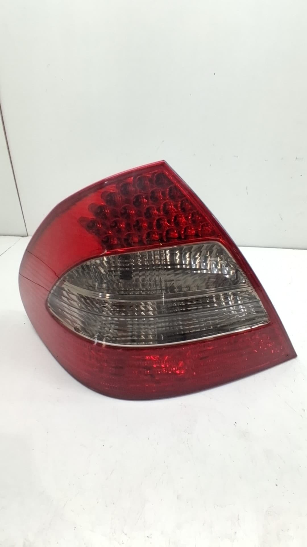 Piloto trasero izquierdo MERCEDES-BENZ CLASE E (W211) BERLINA