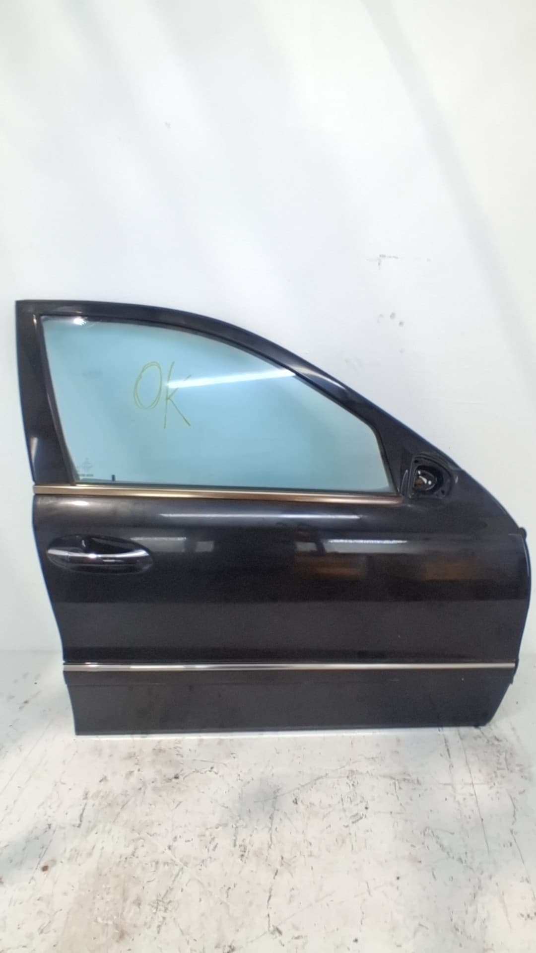 Puerta delantera derecha MERCEDES-BENZ CLASE E (W211) BERLINA