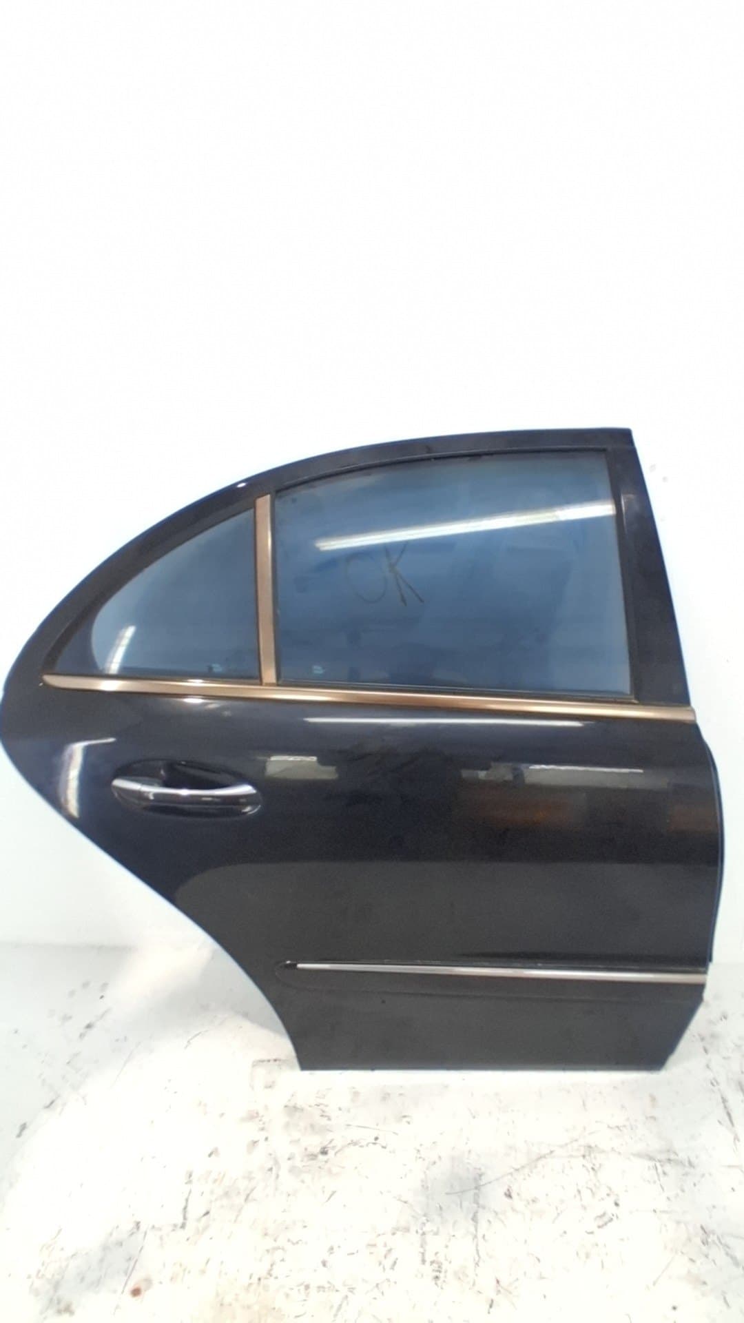 Puerta trasera derecha MERCEDES-BENZ CLASE E (W211) BERLINA