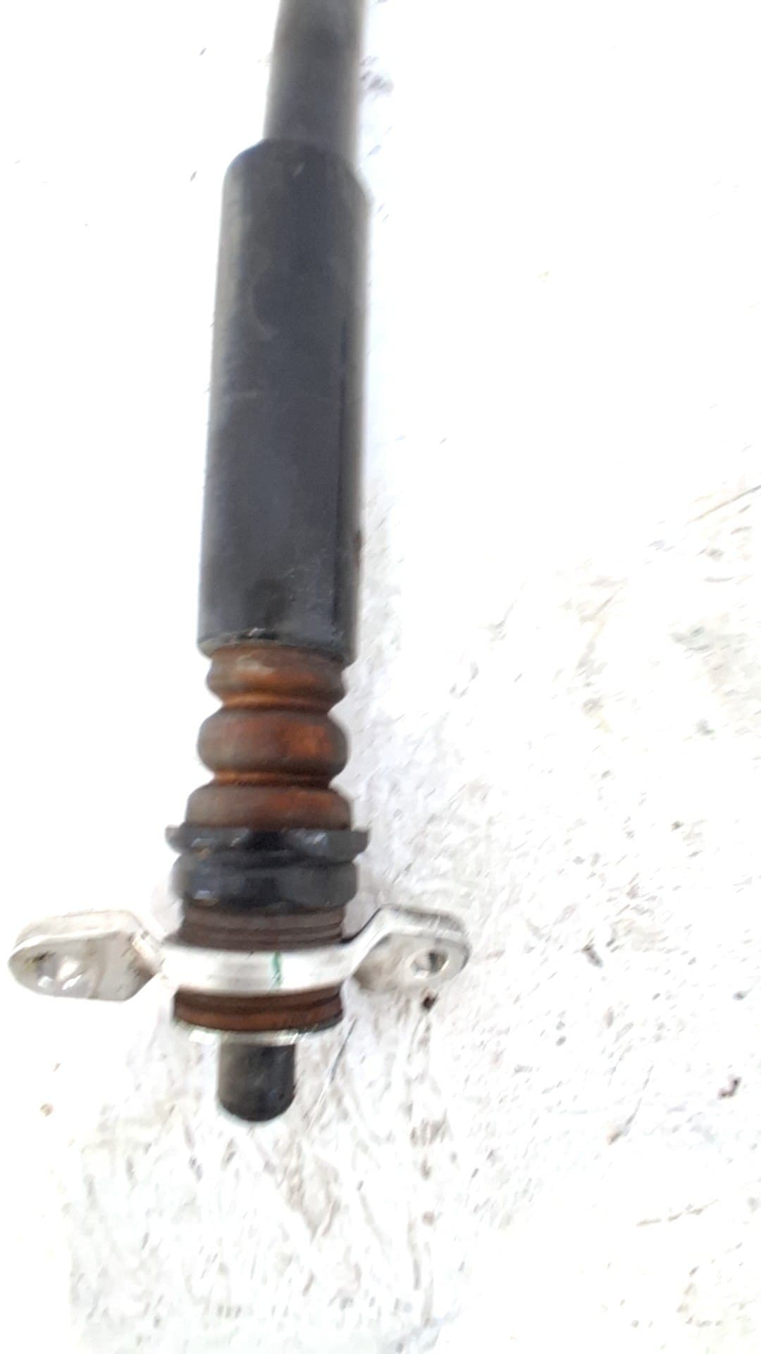 Amortiguador trasero derecho HYUNDAI I20 2