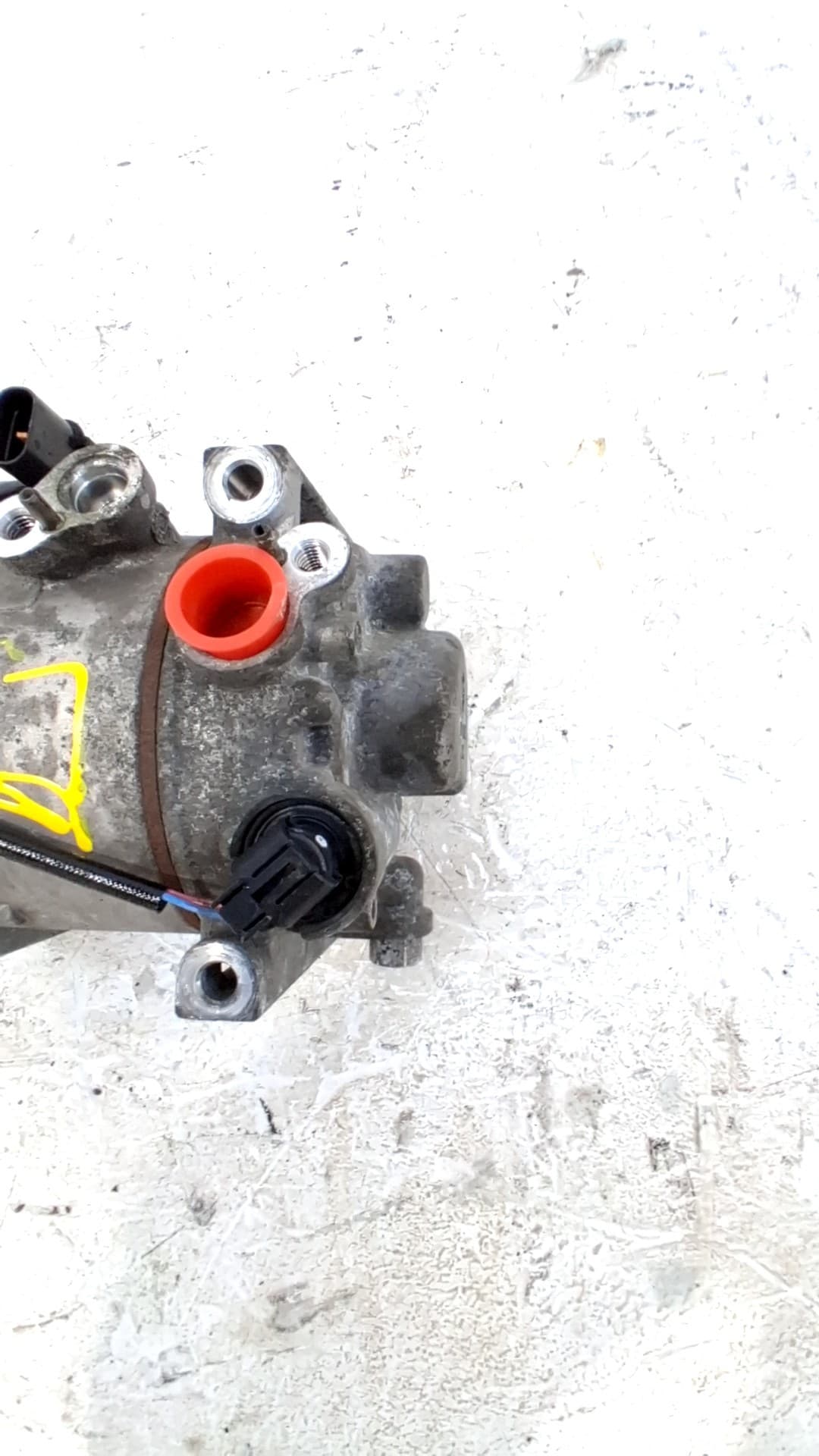 Recambio HYUNDAI I20 ref. 97701C8400 2