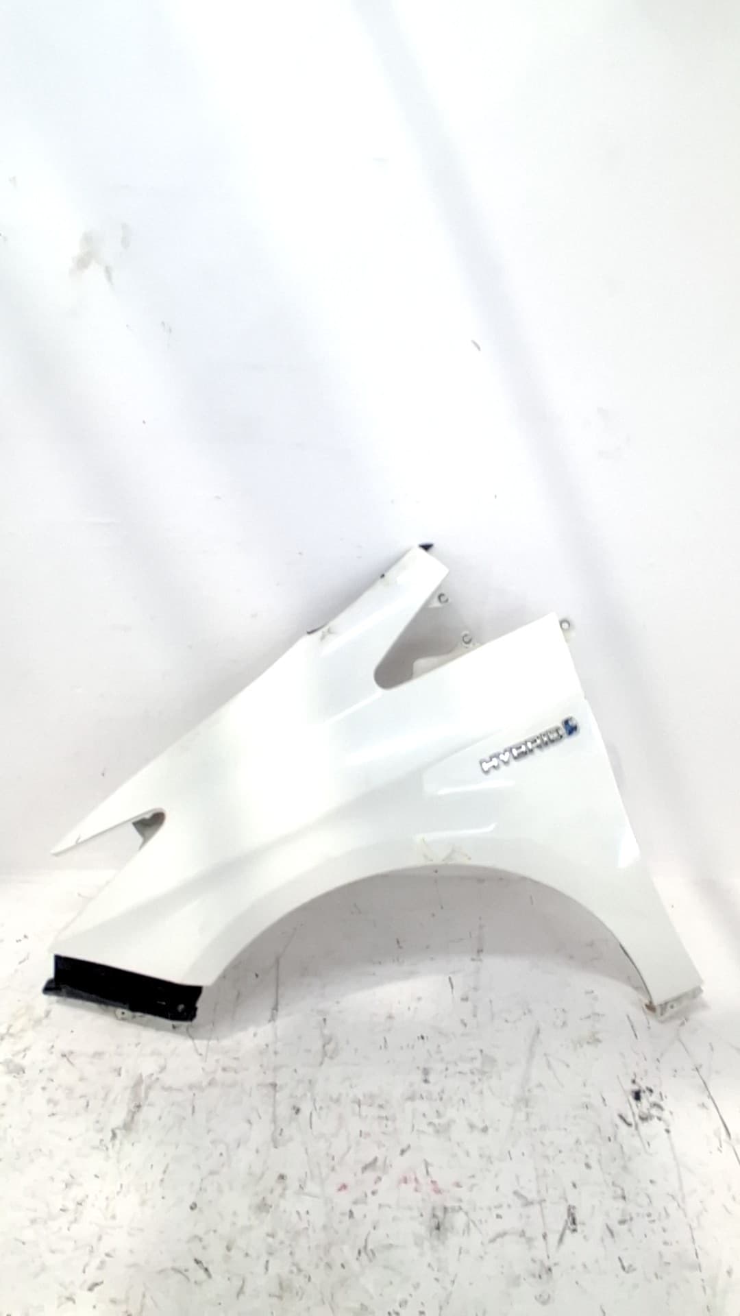 Aleta delantera izquierda TOYOTA PRIUS (NHW30)