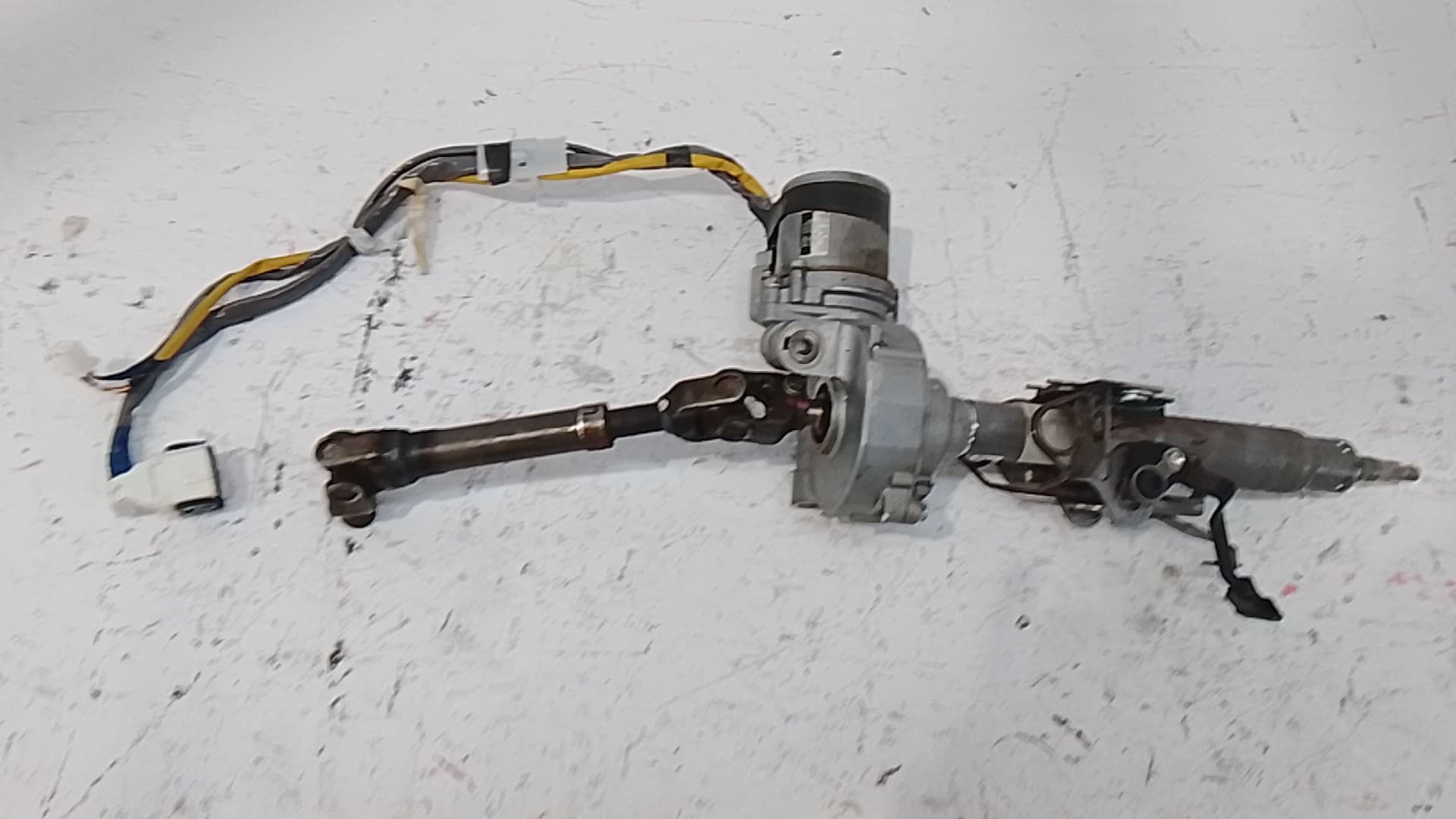 Columna direccion TOYOTA PRIUS (NHW30)