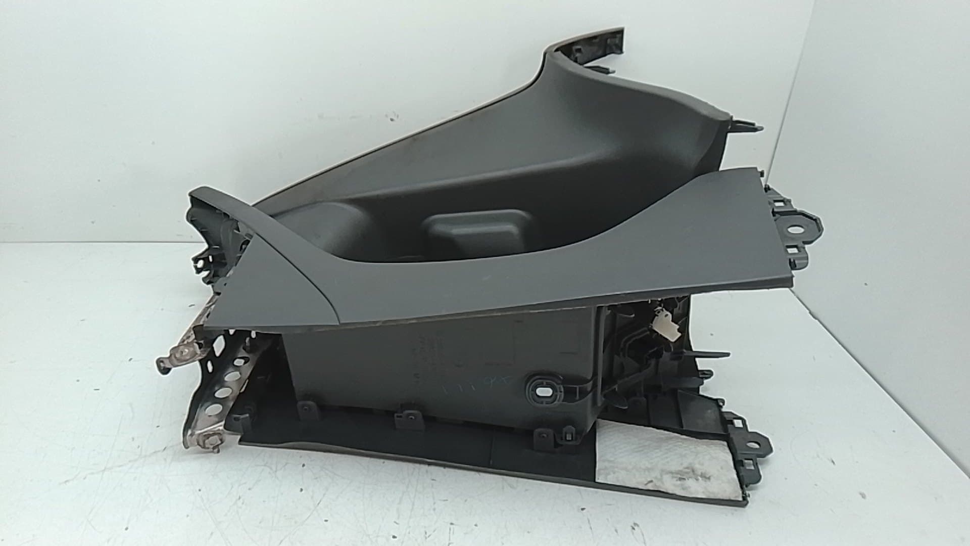 Consola central TOYOTA PRIUS (NHW30) 5