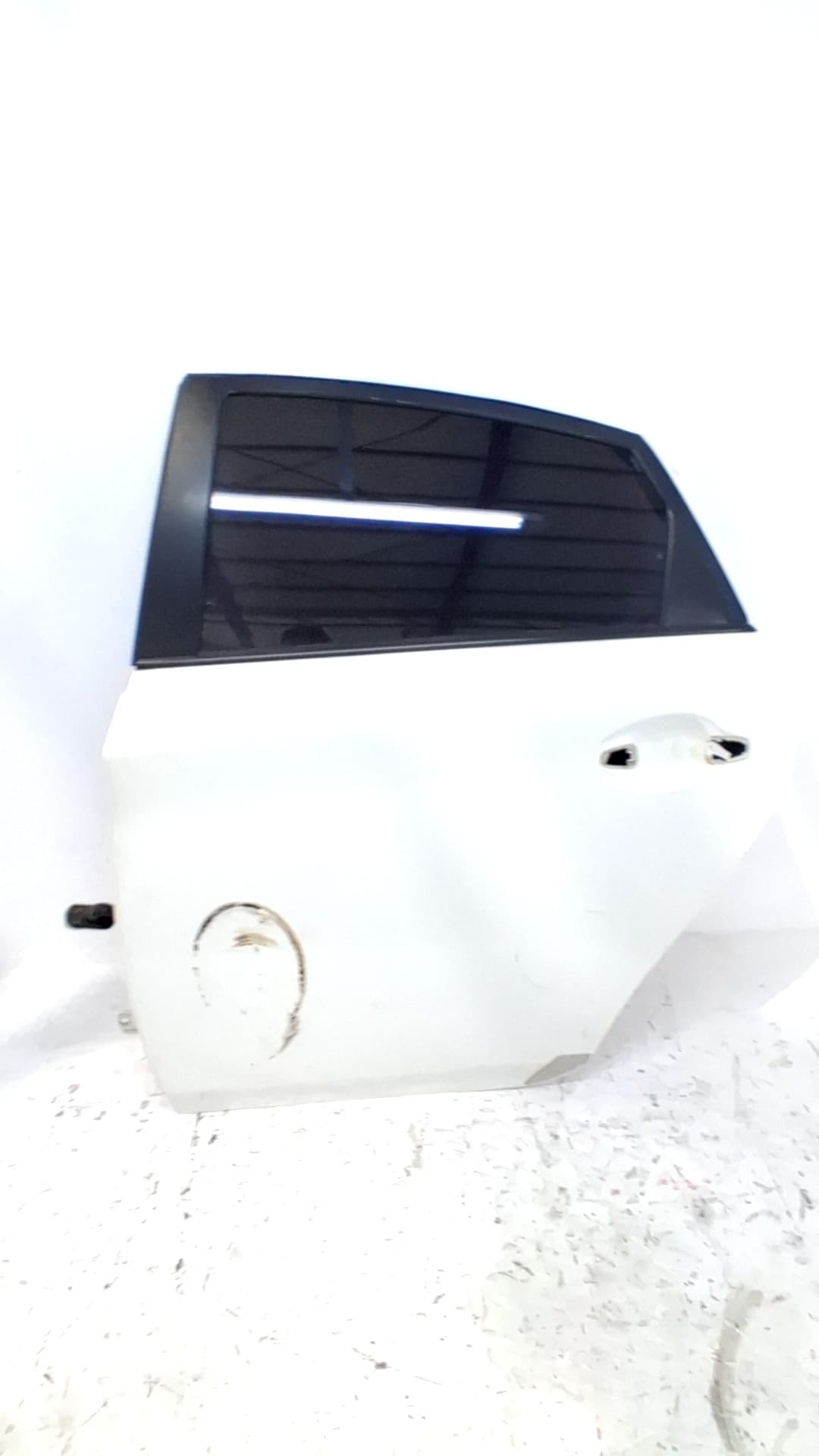 Puerta trasera izquierda TOYOTA PRIUS (NHW30)