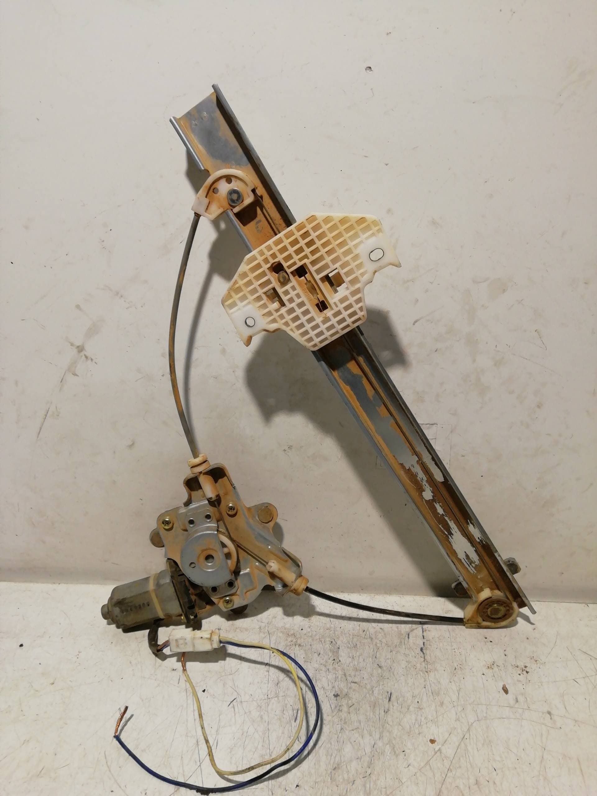 Elevalunas trasero derecho HYUNDAI MATRIX (FC) 5