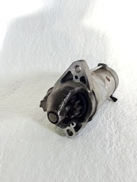 Motor arranque TOYOTA AVENSIS 5