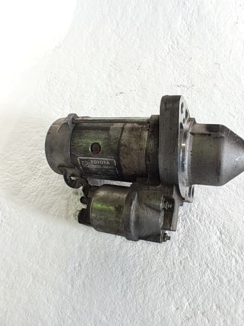 Motor arranque TOYOTA AVENSIS 2