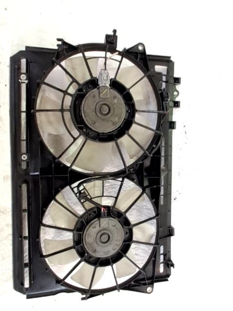 Electroventilador TOYOTA AVENSIS 4