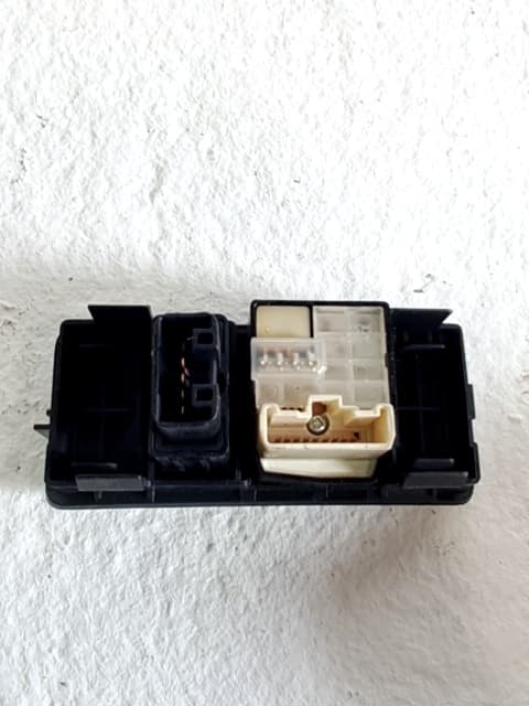 Mando retrovisor TOYOTA AVENSIS 2