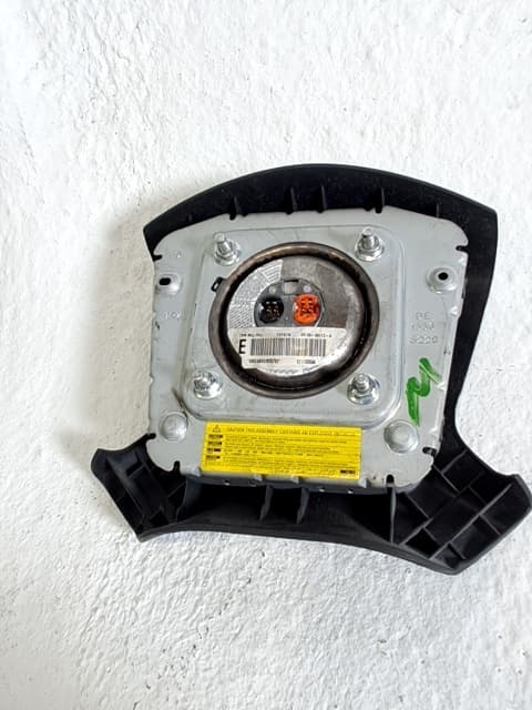 Airbag delantero izquierdo TOYOTA AVENSIS 2