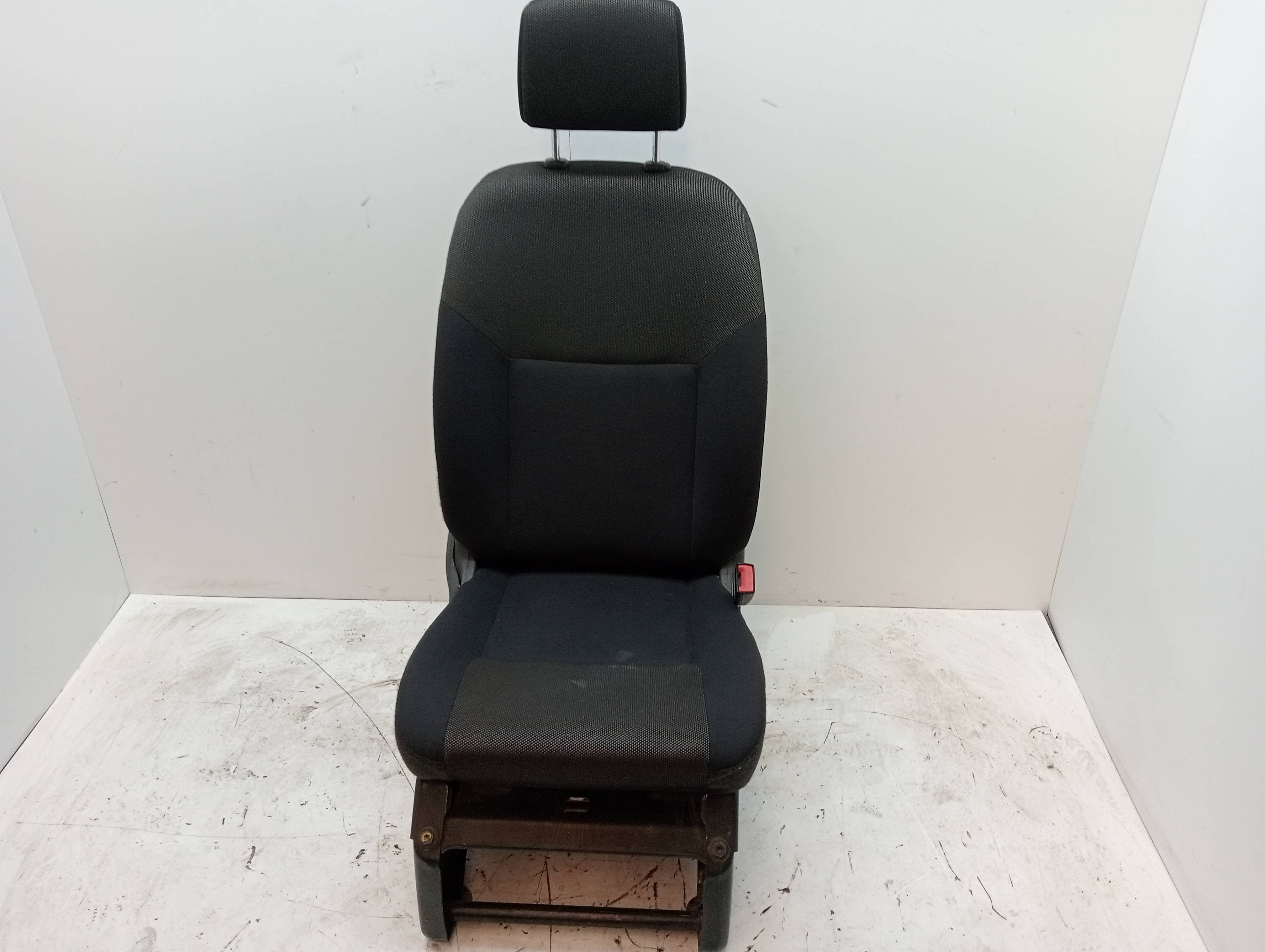 Asiento delantero derecho PEUGEOT PARTNER (2022)