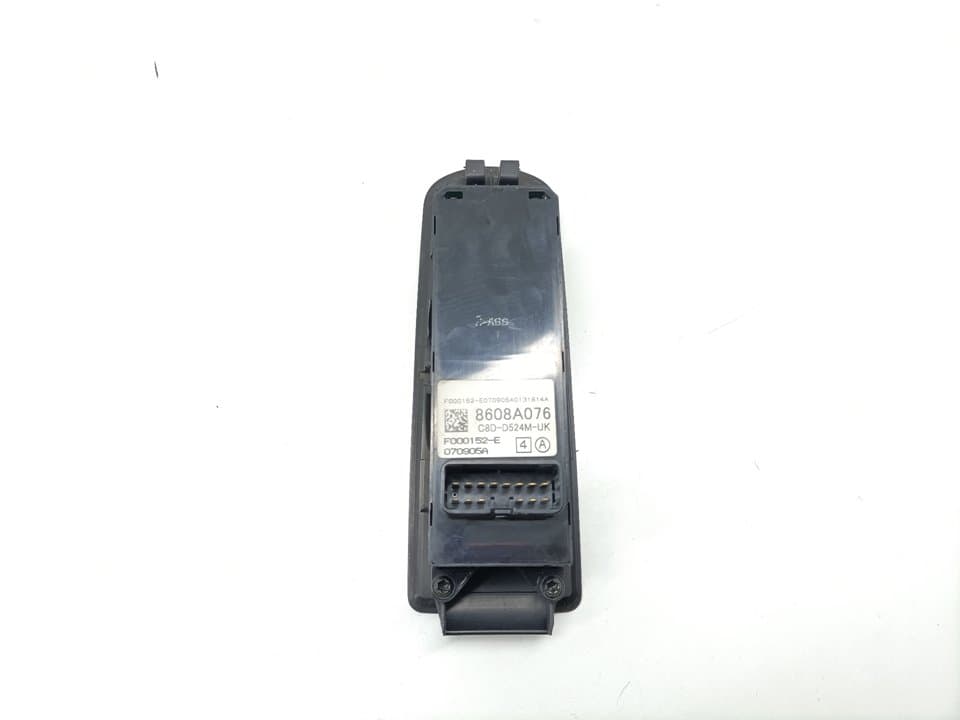 Mando elevalunas delantero izquierdo MITSUBISHI COLT BERLINA 5 (Z) 3