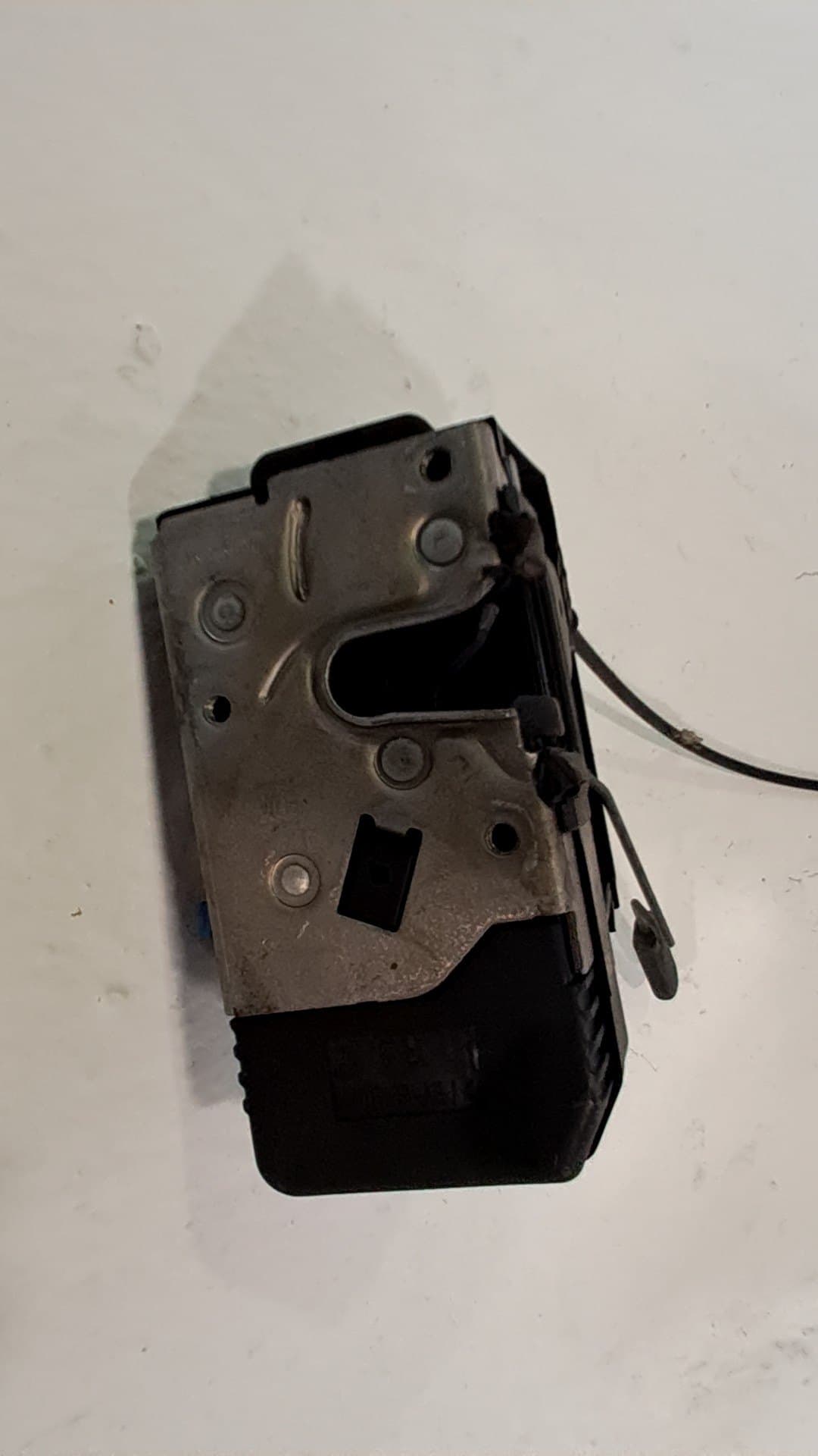 Cerradura puerta delantera derecha OPEL VIVARO