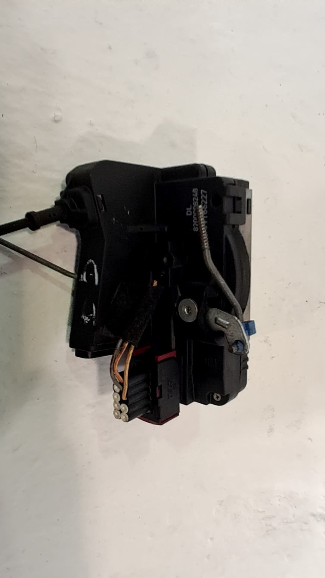 Cerradura puerta delantera derecha OPEL VIVARO 3