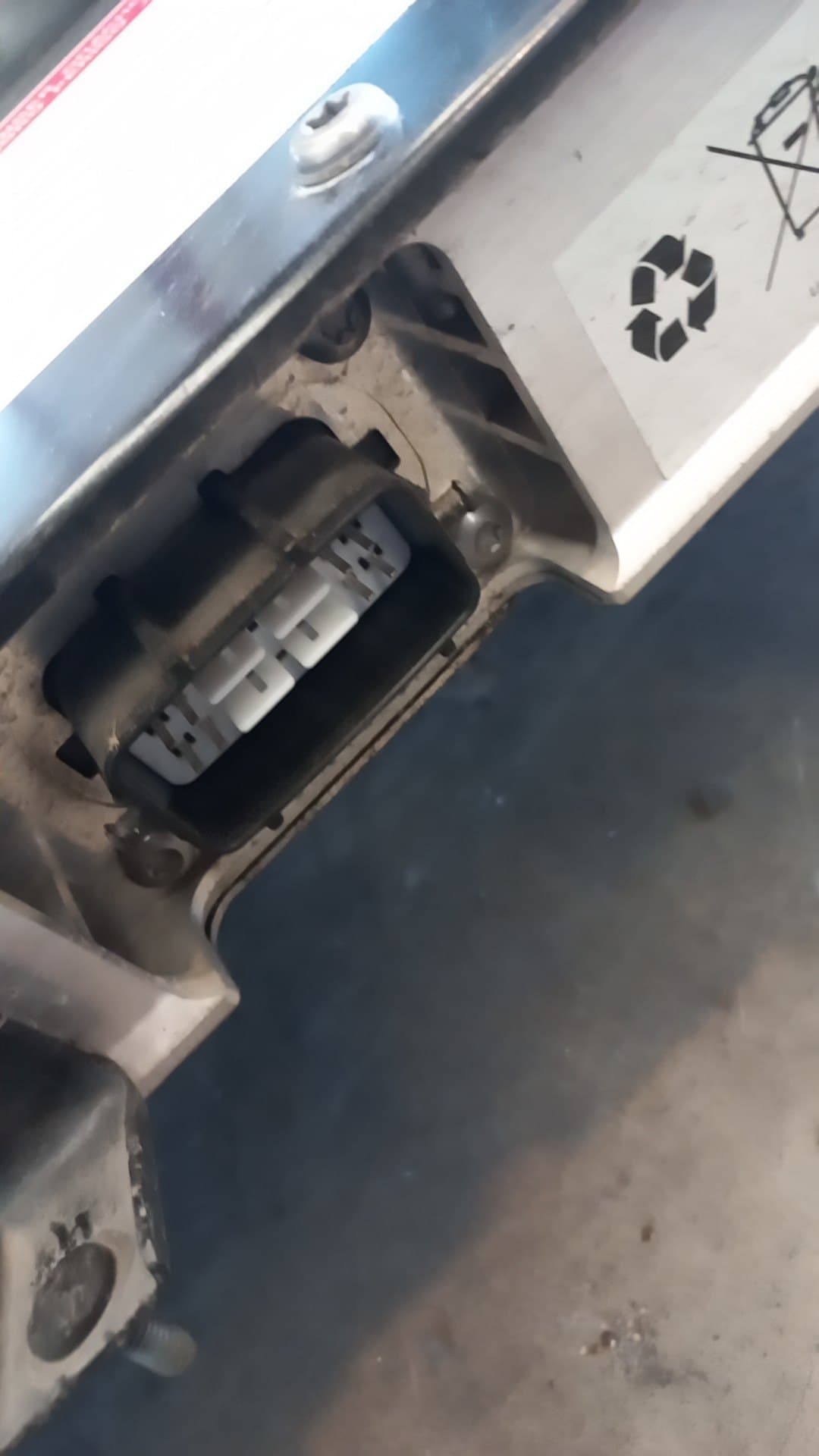Recambio KIA NIRO ref. 37501A0050