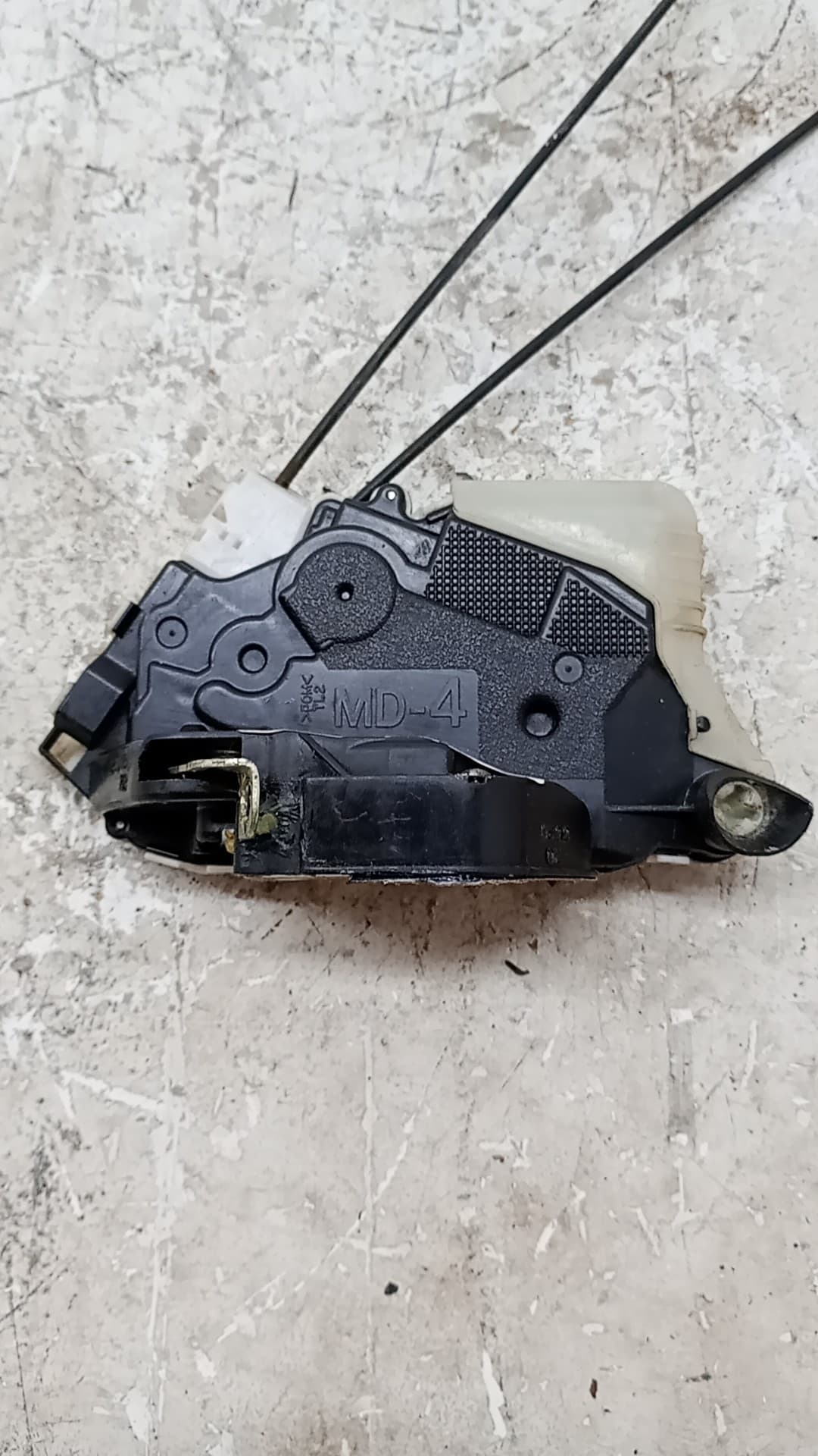 Cerradura puerta delantera izquierda SUBARU IMPREZA G12 2