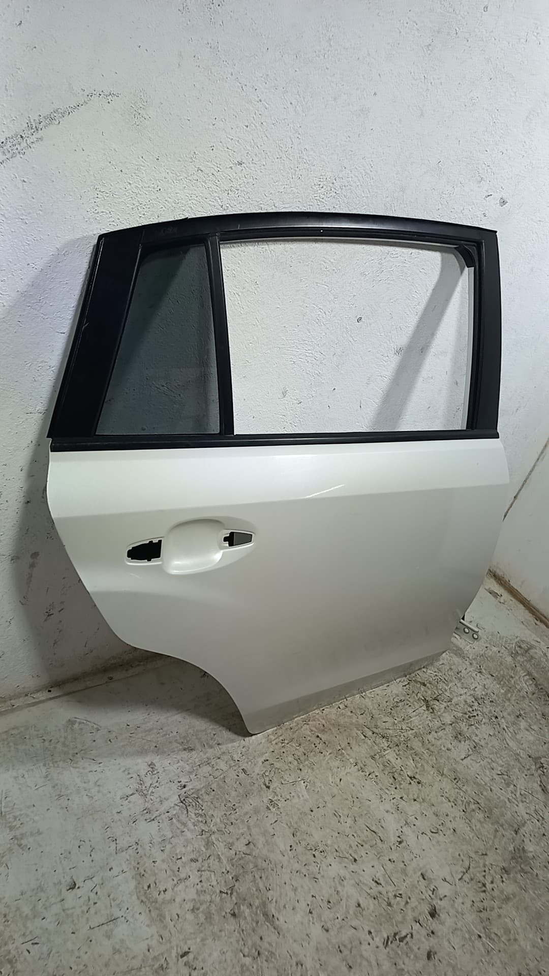 Puerta trasera derecha SUBARU IMPREZA G12 4
