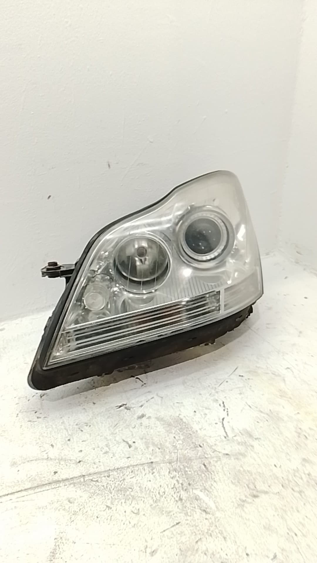 Faro izquierdo MERCEDES-BENZ CLASE GL (X164)