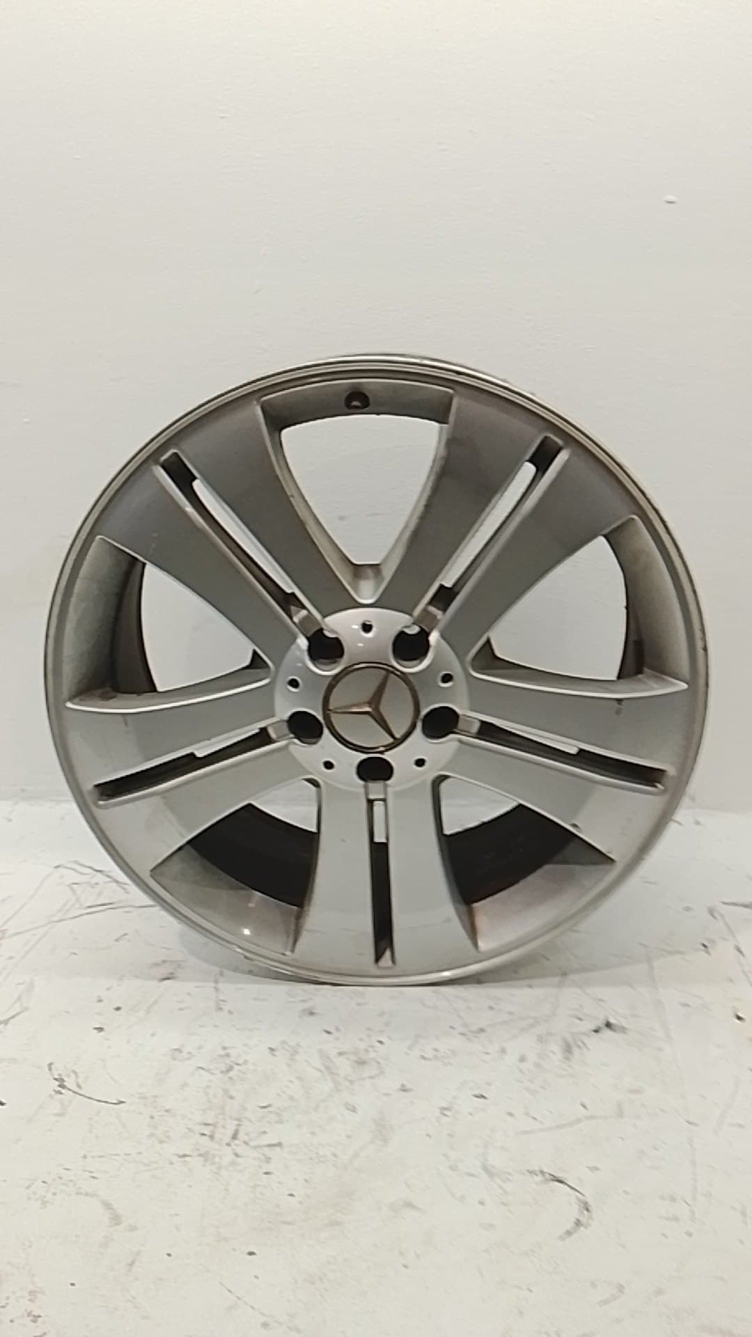 Llanta MERCEDES-BENZ CLASE GL (X164)