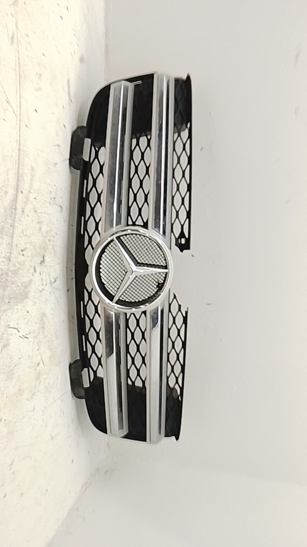 Rejilla delantera MERCEDES-BENZ CLASE GL (X164)