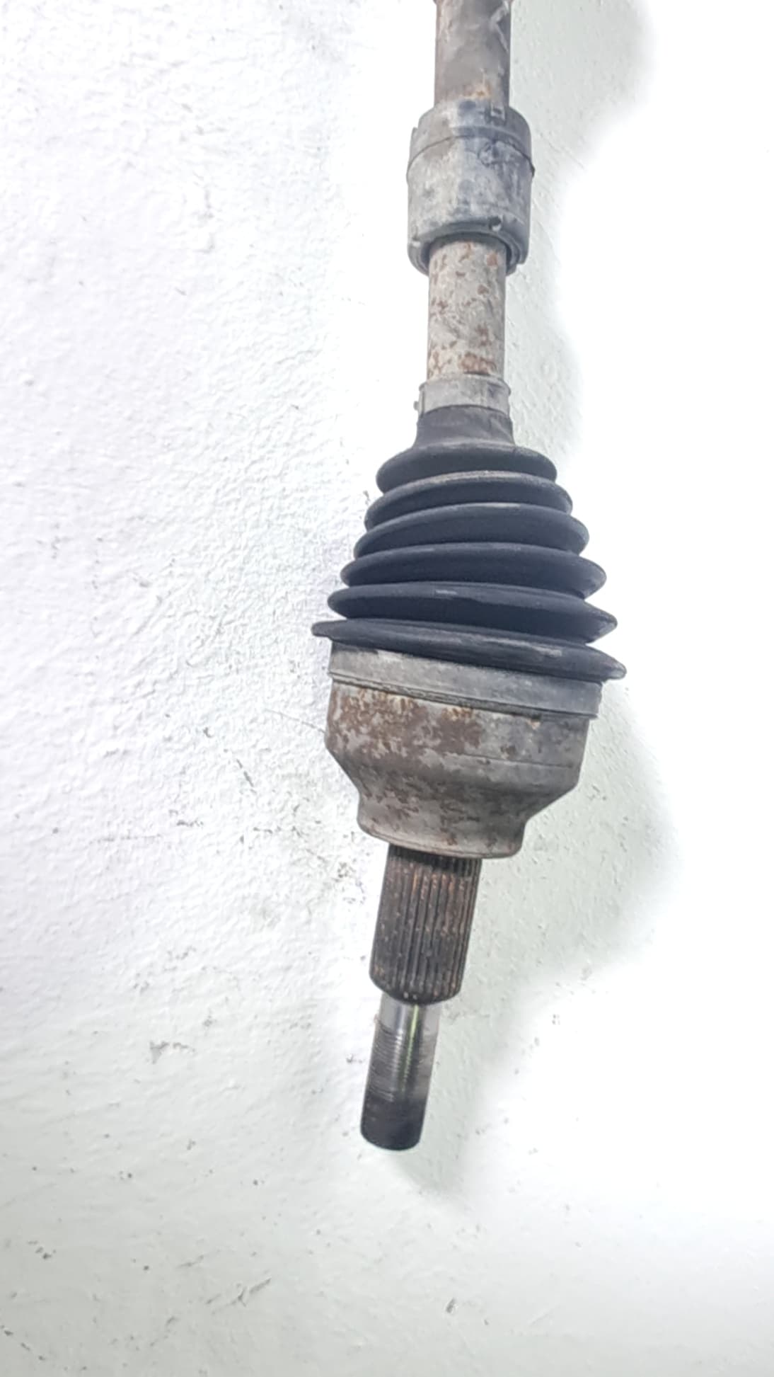 Transmision delantera izquierda DODGE AVENGER 3