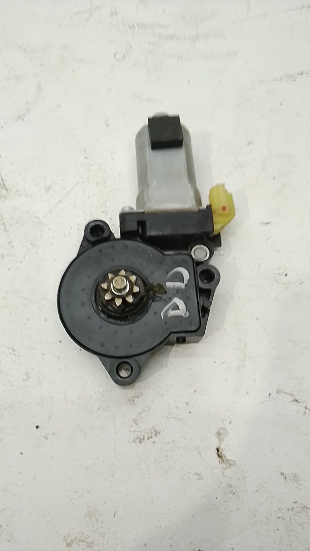Motor elevalunas delantero derecho KIA SPORTAGE