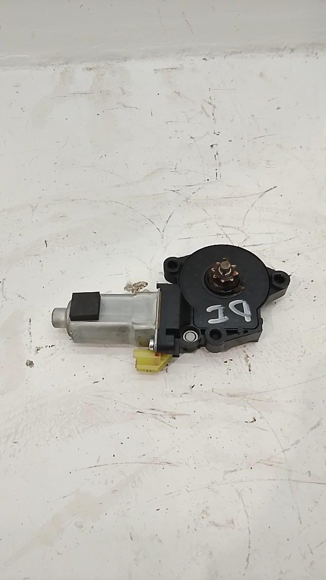 Motor elevalunas delantero izquierdo KIA SPORTAGE
