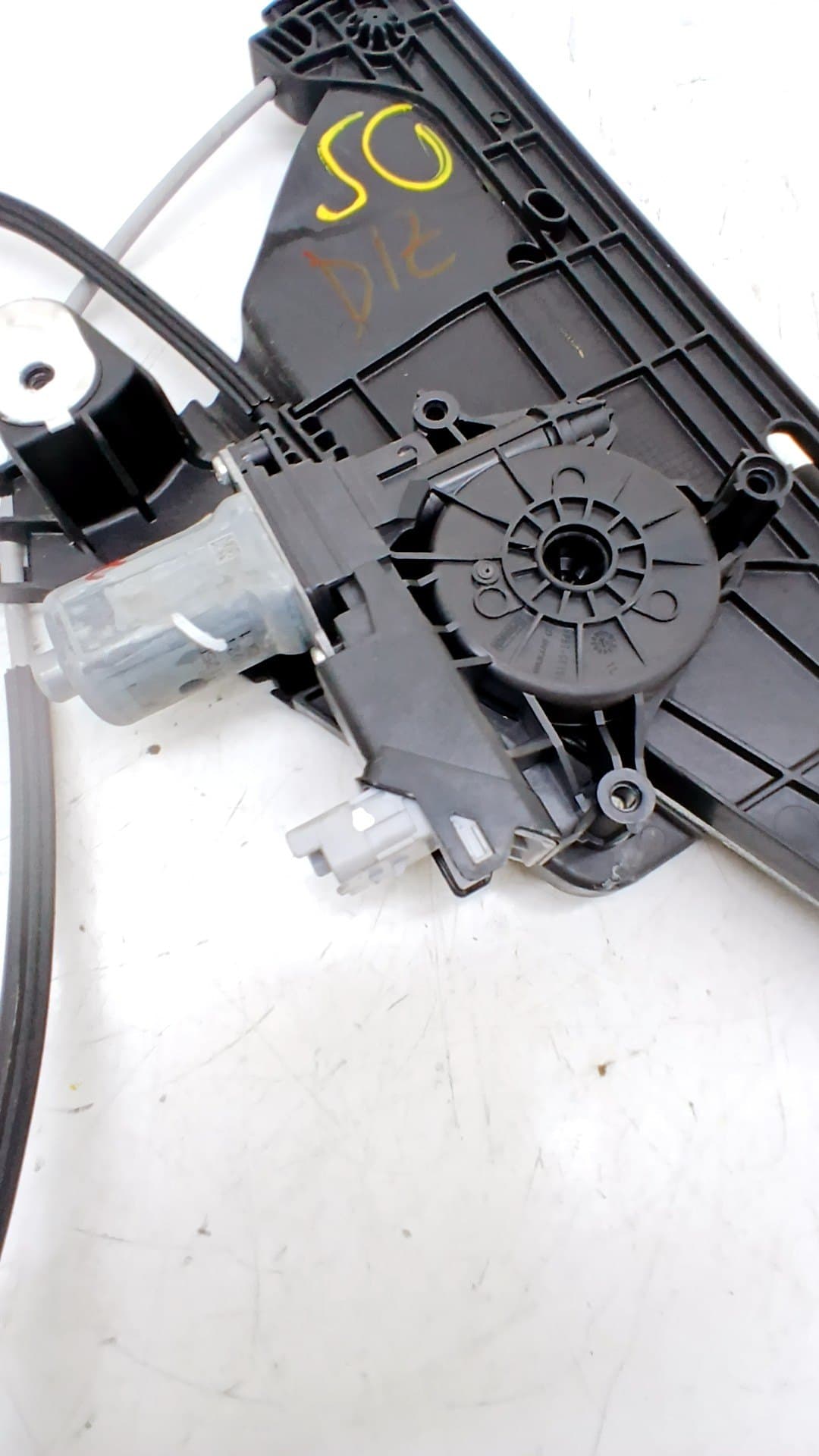 Motor elevalunas delantero izquierdo OPEL CORSA F 4