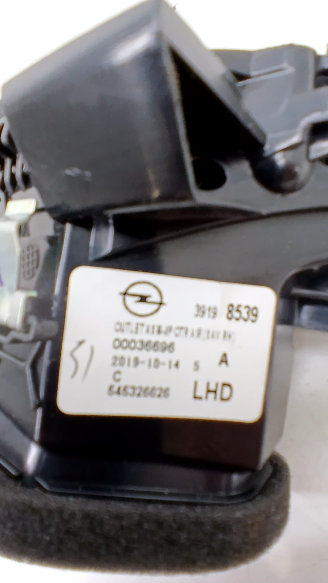 Recambio OPEL CORSA F ref. 39198539 2