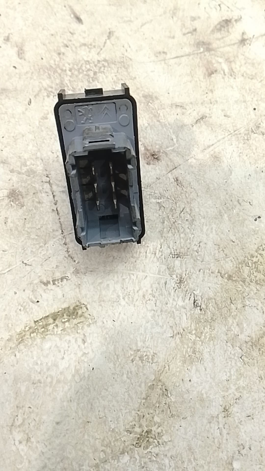 Mando elevalunas delantero derecho CITROEN BERLINGO 2