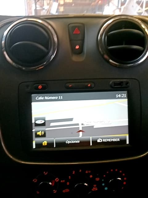 Pantalla multifuncion DACIA SANDERO 5