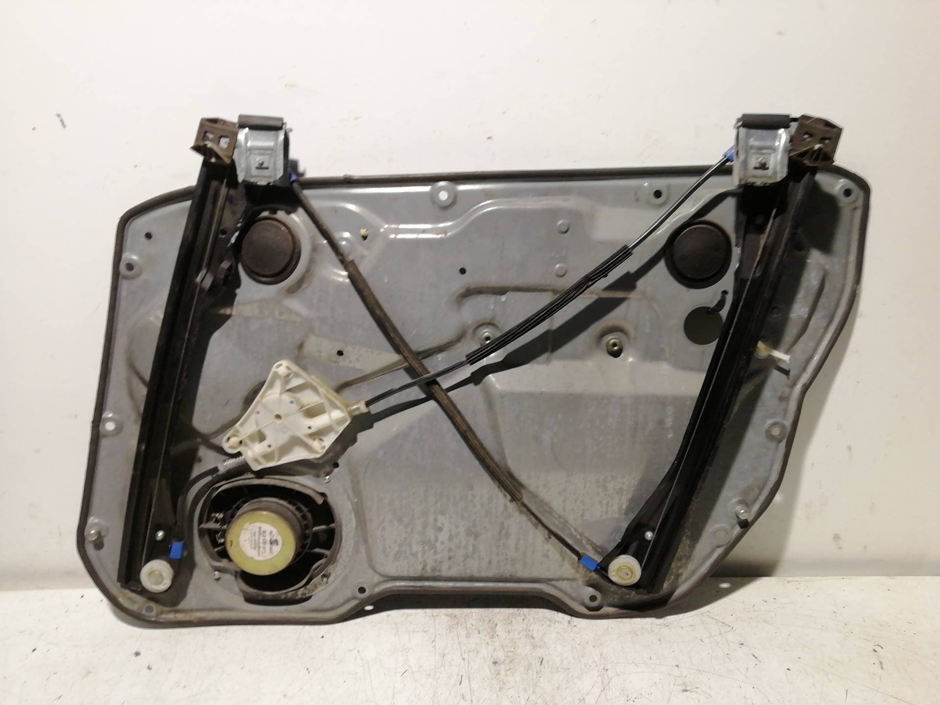 Elevalunas delantero izquierdo SEAT IBIZA (6L1) 4
