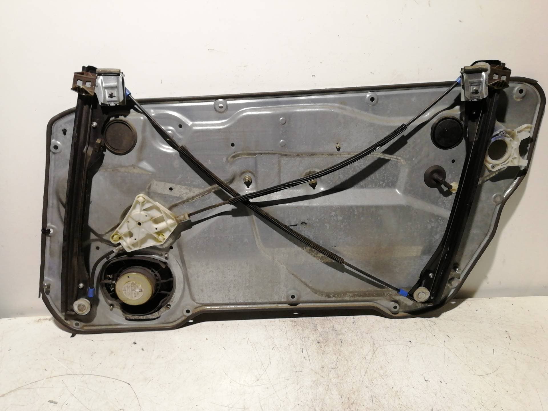 Motor elevalunas delantero izquierdo SEAT IBIZA (6L1) 4