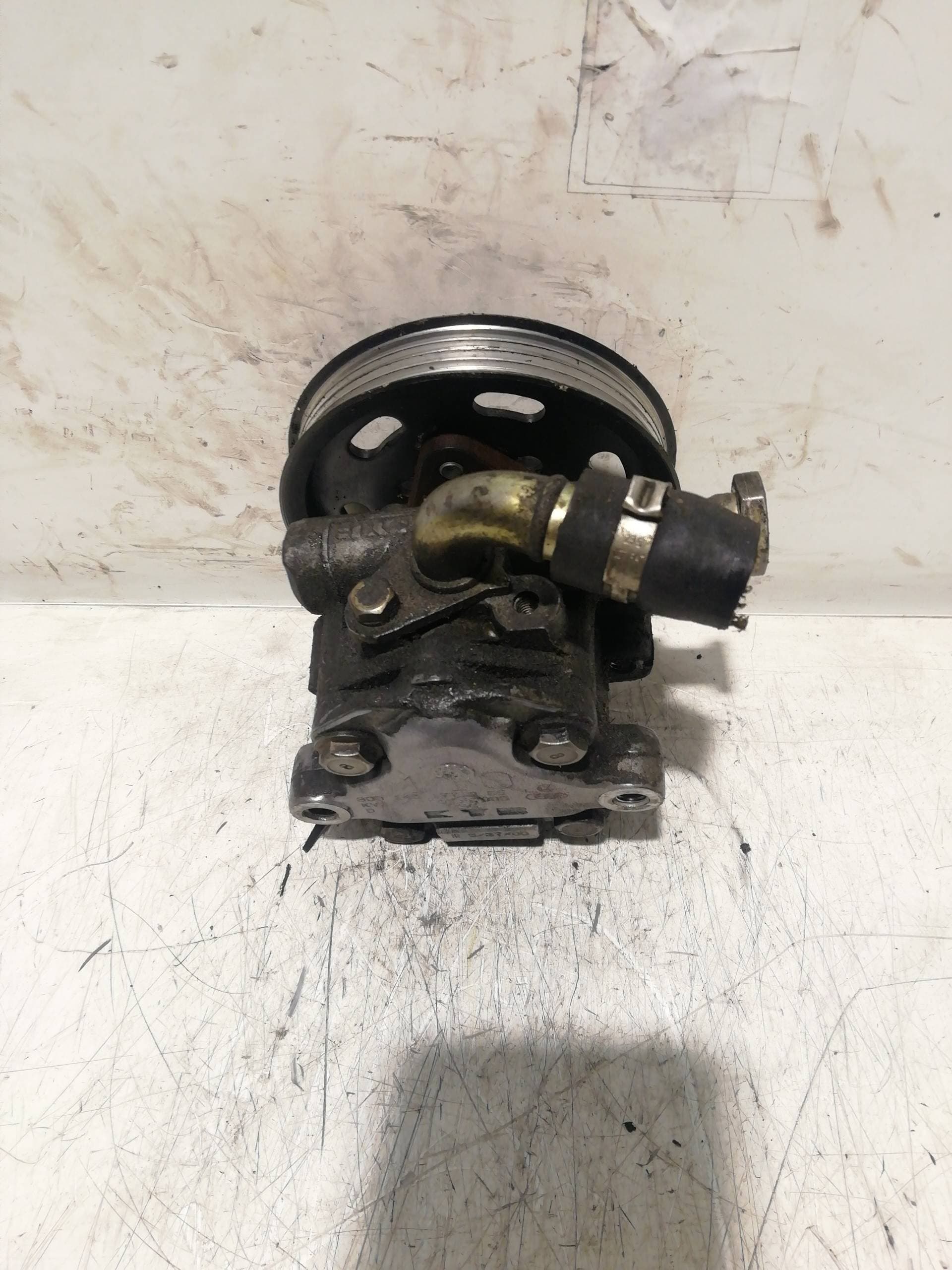 Bomba direccion AUDI A4 AVANT (B5) 5