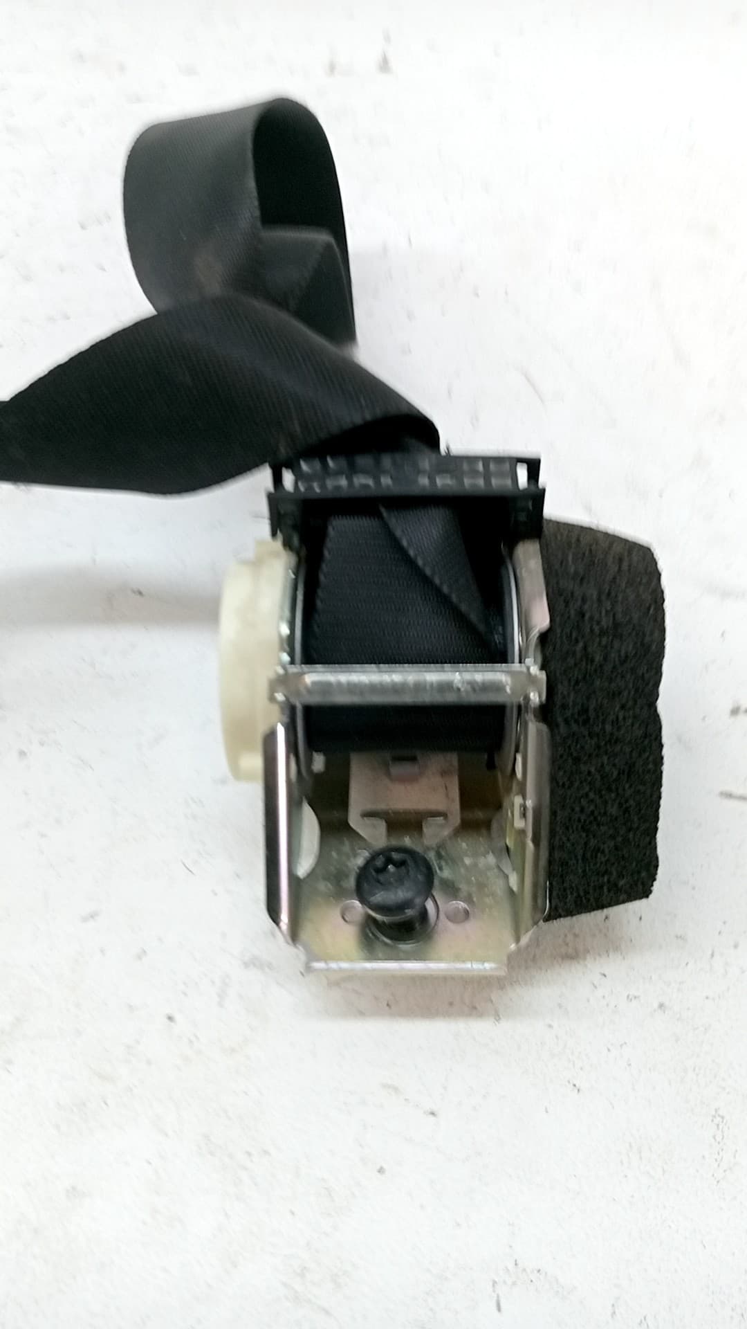 Cinturon seguridad trasero izquierdo FORD MONDEO IV SEDAN (BA7)