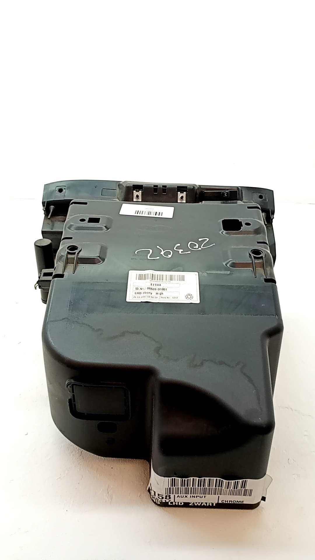 Guantera FORD MONDEO IV SEDAN (BA7) 3