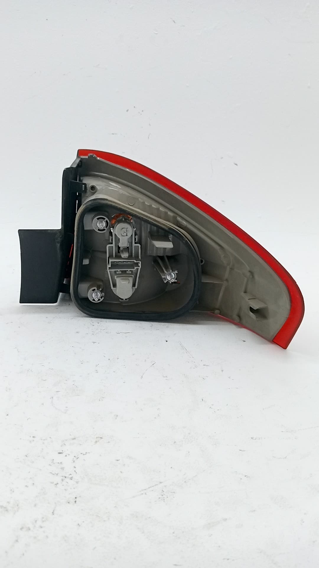 Piloto trasero izquierdo FORD MONDEO IV SEDAN (BA7) 2