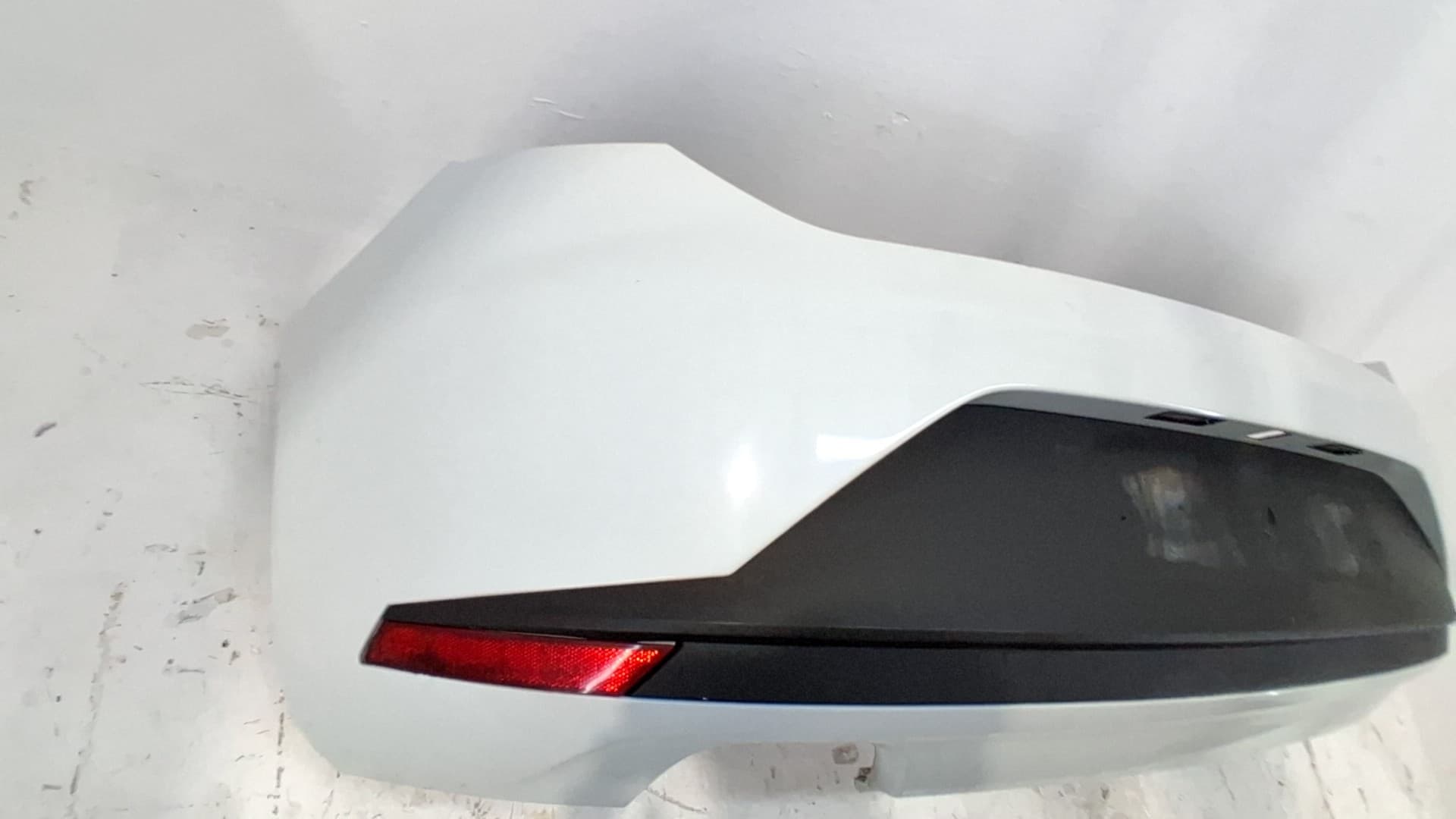 Paragolpes trasero SEAT LEON ST (5F8) 3