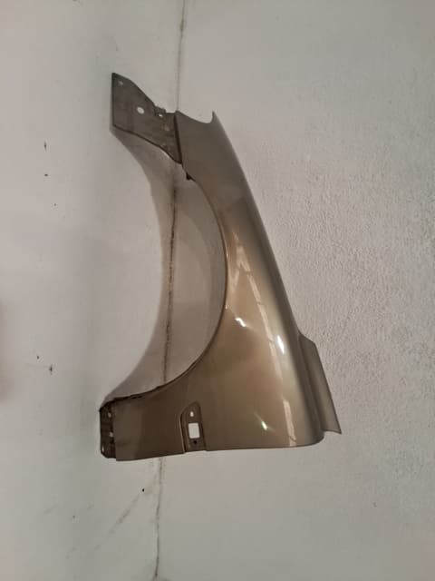 Aleta delantera izquierda VOLVO S60 BERLINA 4