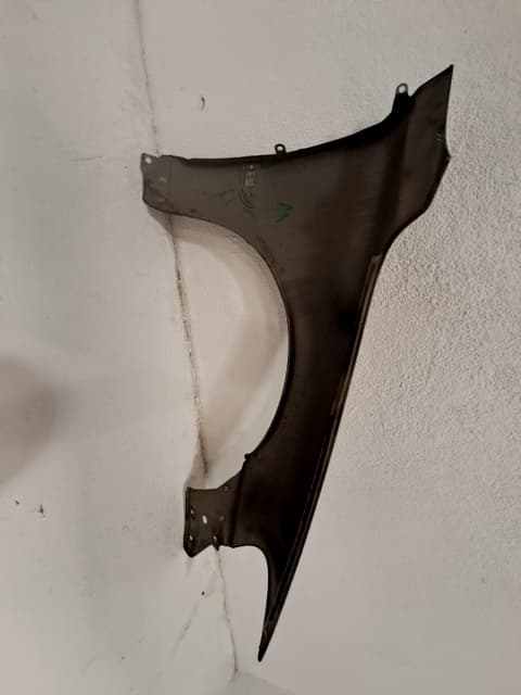 Aleta delantera izquierda VOLVO S60 BERLINA