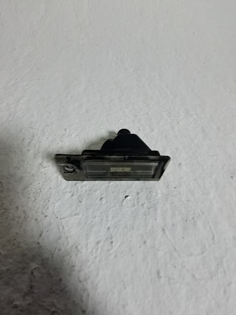 Piloto matricula VOLVO S60 BERLINA 3