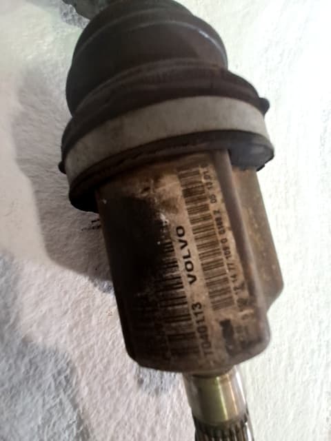 Transmision delantera izquierda VOLVO S60 BERLINA