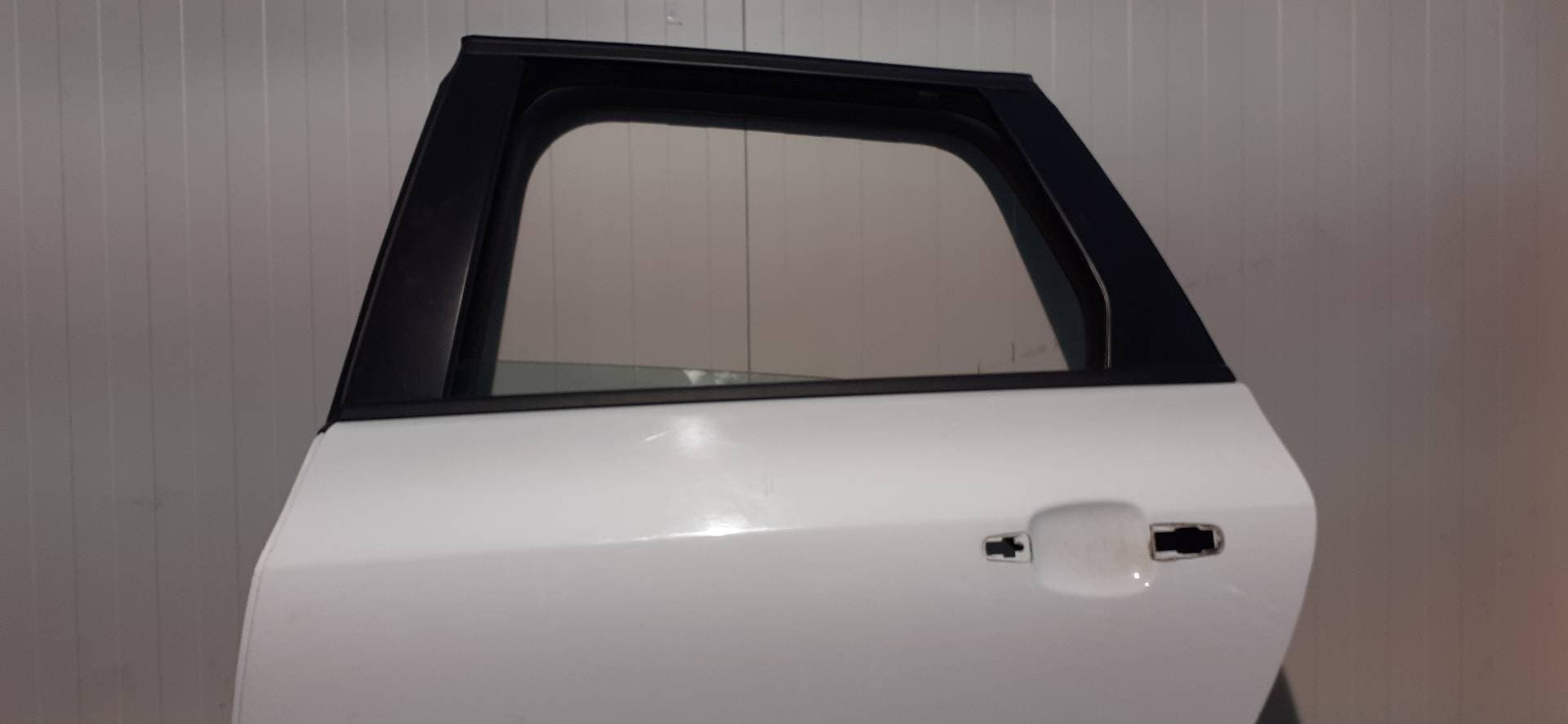 Puerta trasera izquierda OPEL ASTRA J SPORTS TOURER