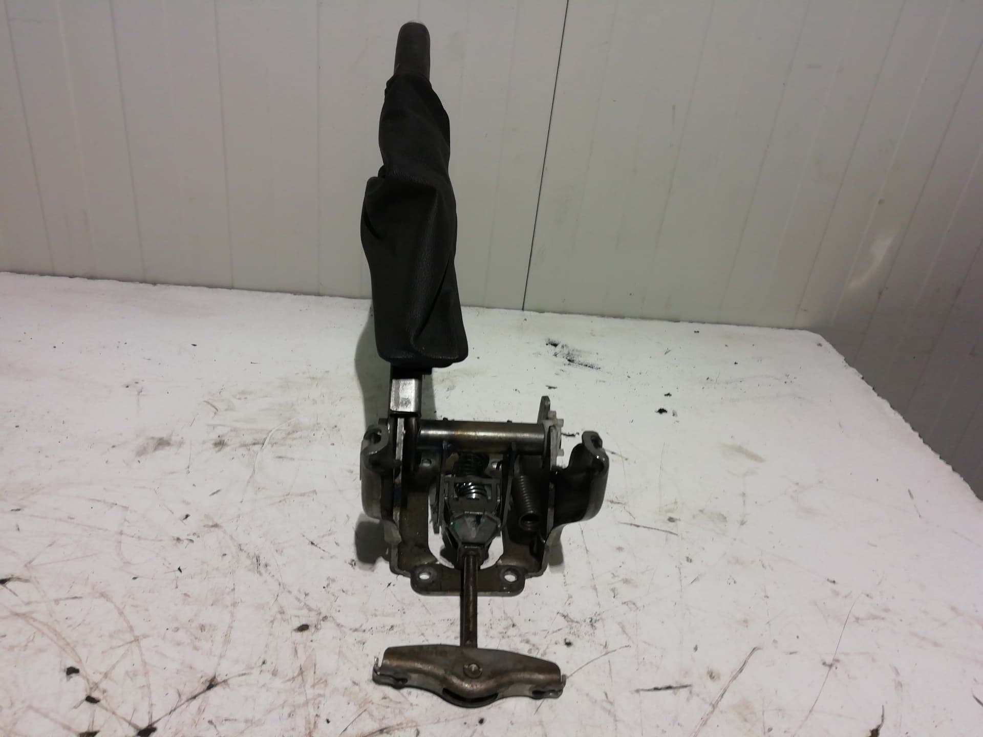 Palanca freno de mano OPEL ASTRA J SPORTS TOURER 3